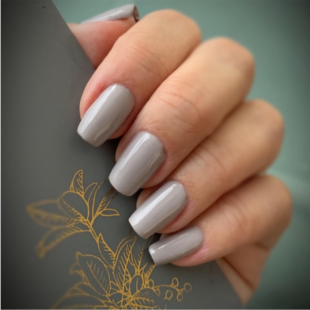 *Retired*Color Street: Amazing Greige | Gray Beige Neutral Classic Minimalist - Picture 6 of 13